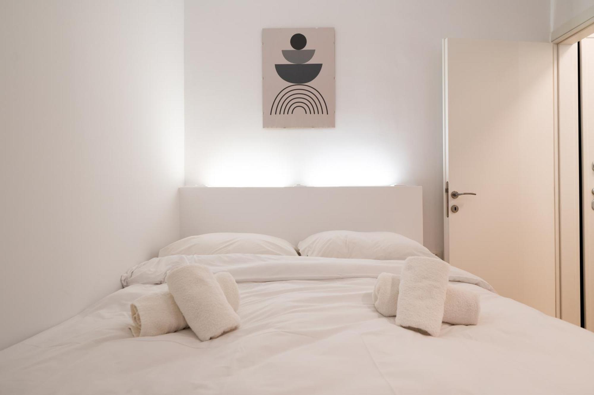 Honey Oak & Cream Patio By Nest Apartment Thessaloniki Exterior photo